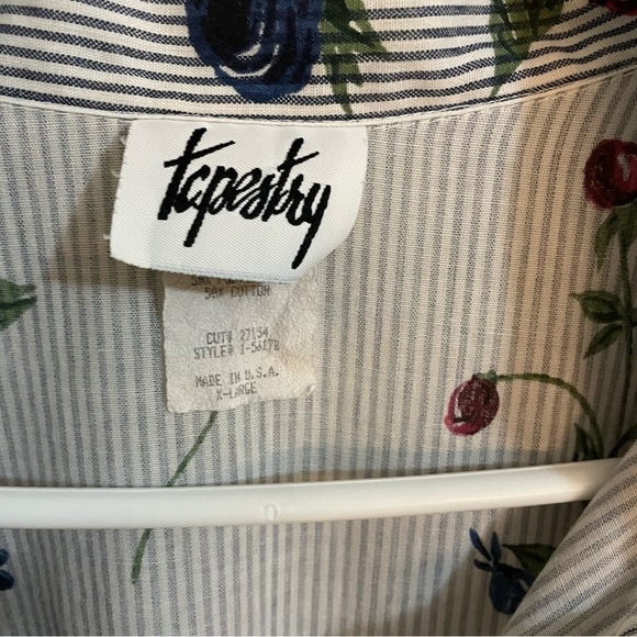 Tapestry Vintage Rose Floral Button Down Blouse, Size XL - Picture 4 of 8